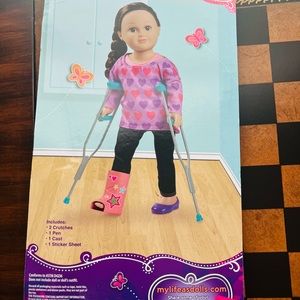 My Life crutches and cast play set